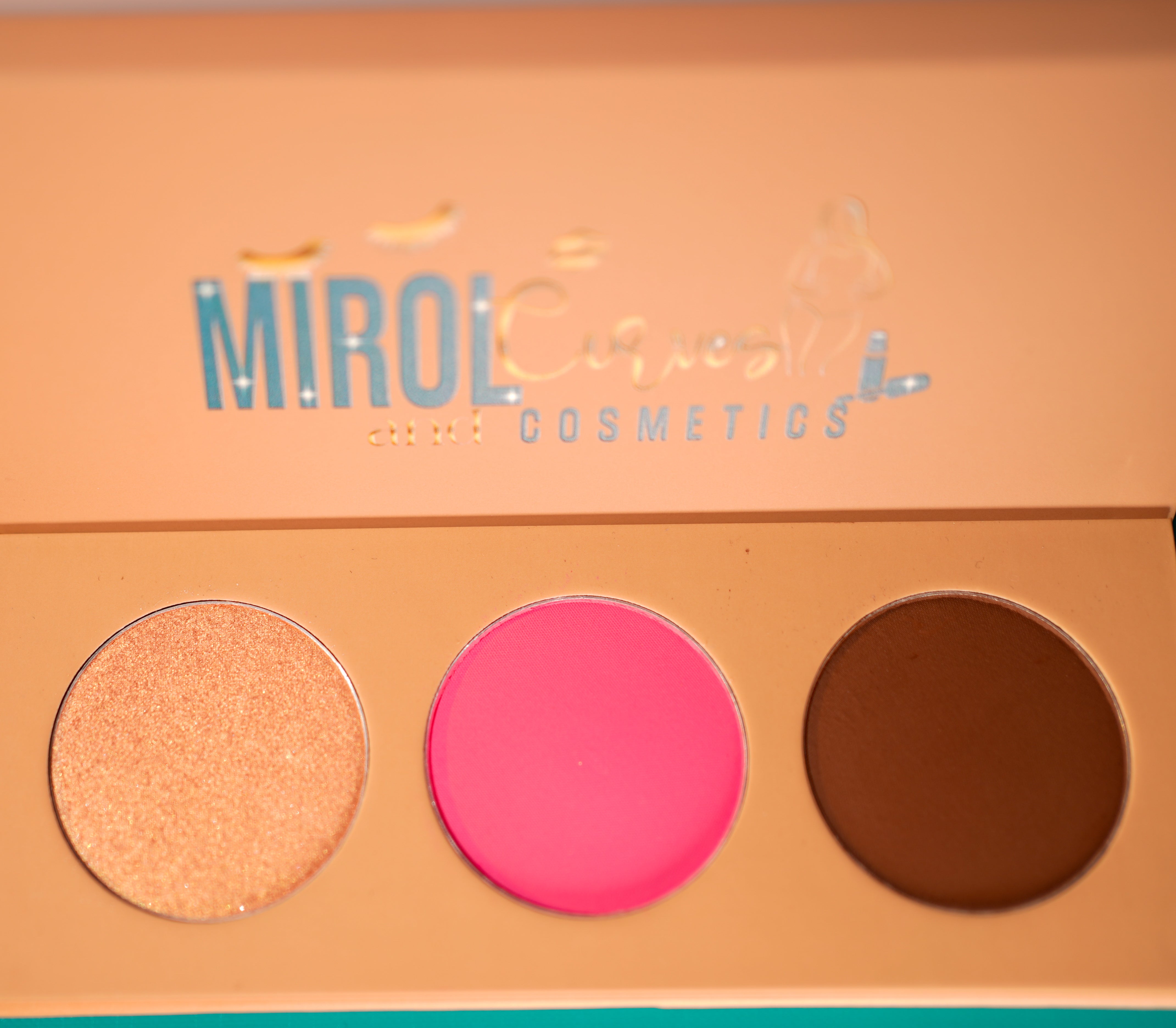 Blush/contour palette