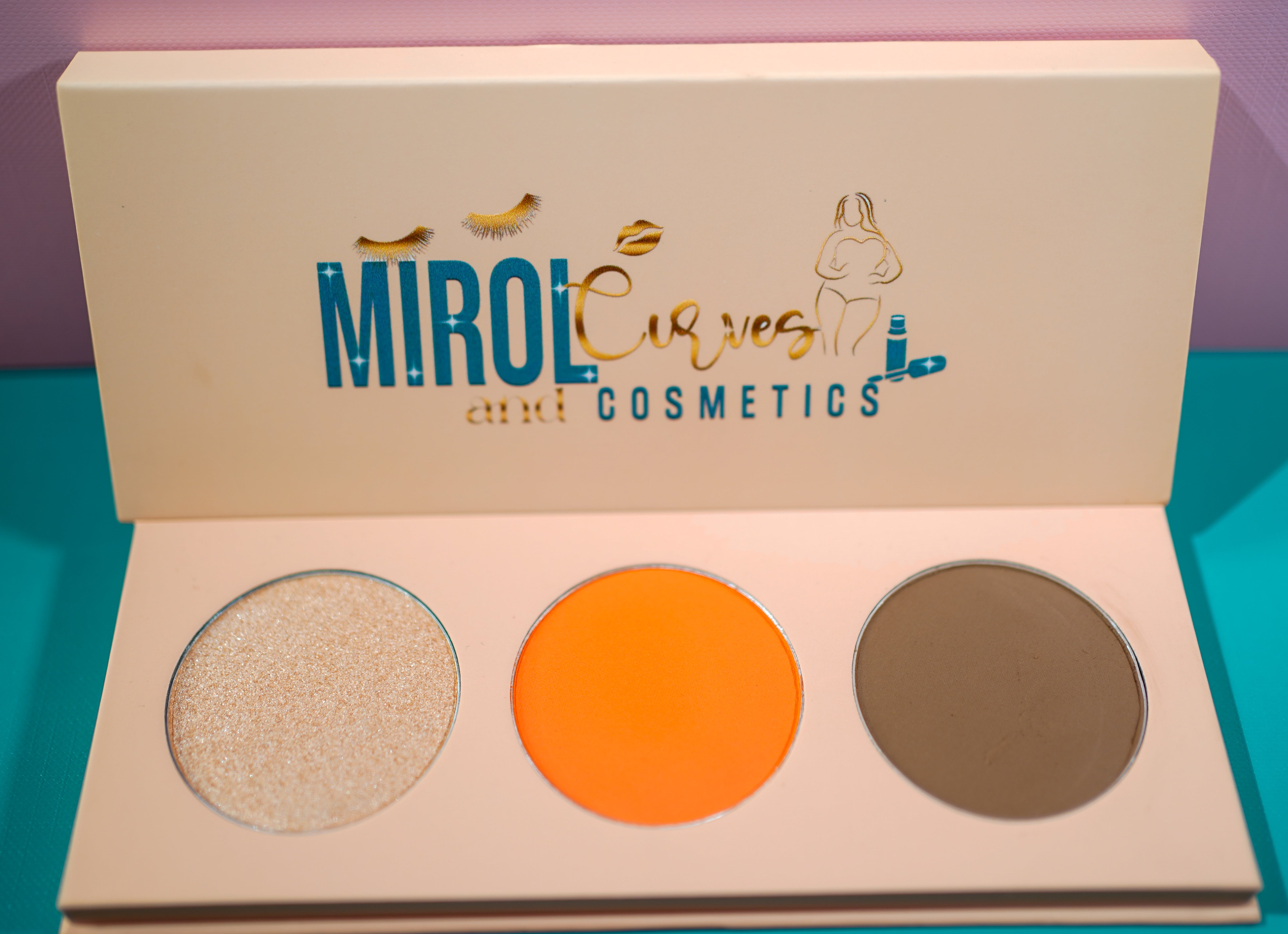 Blush/contour palette