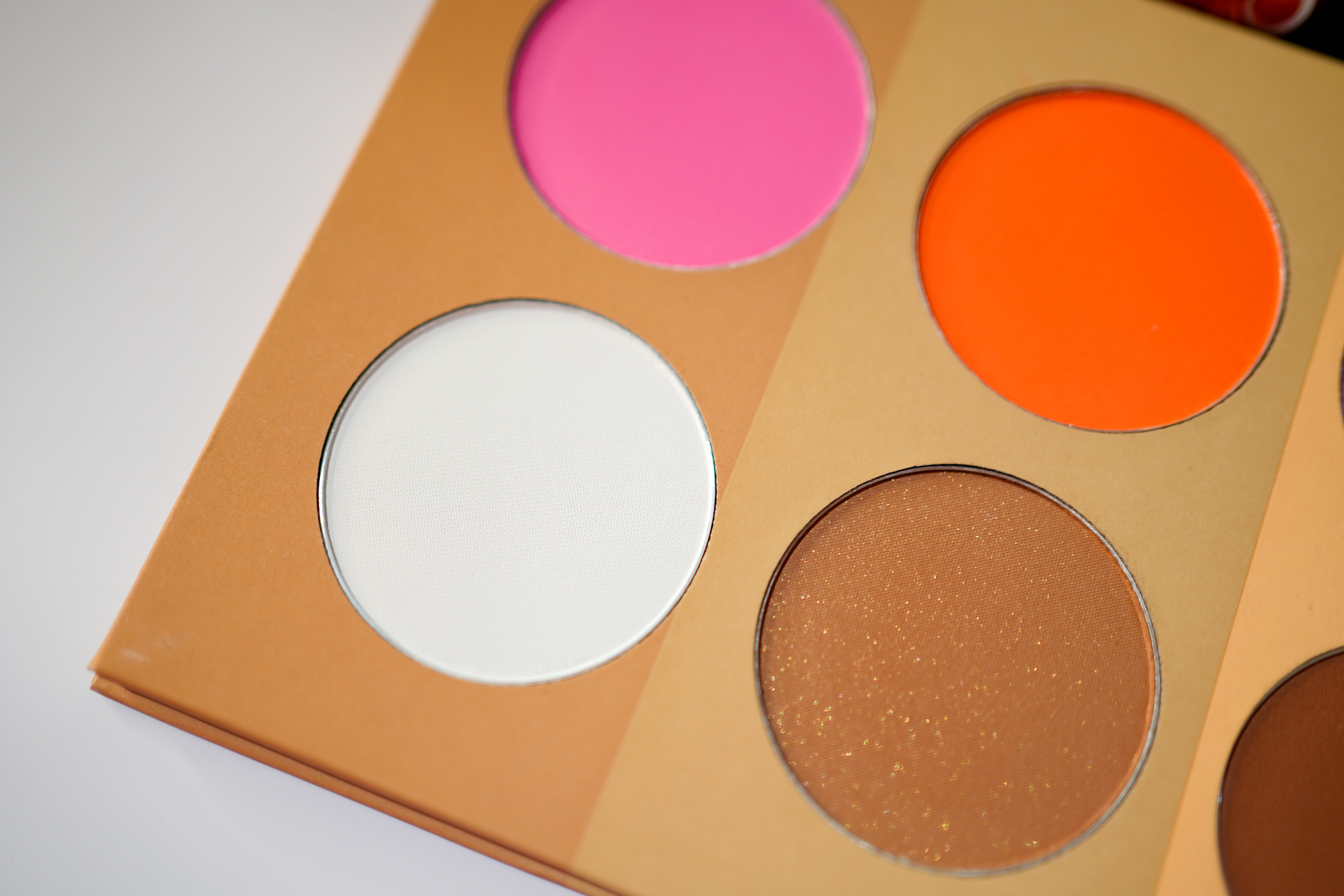 Blush/contour palette