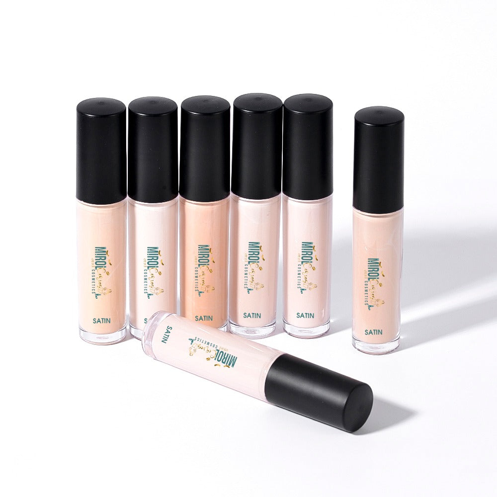 Concealer hydrate satin